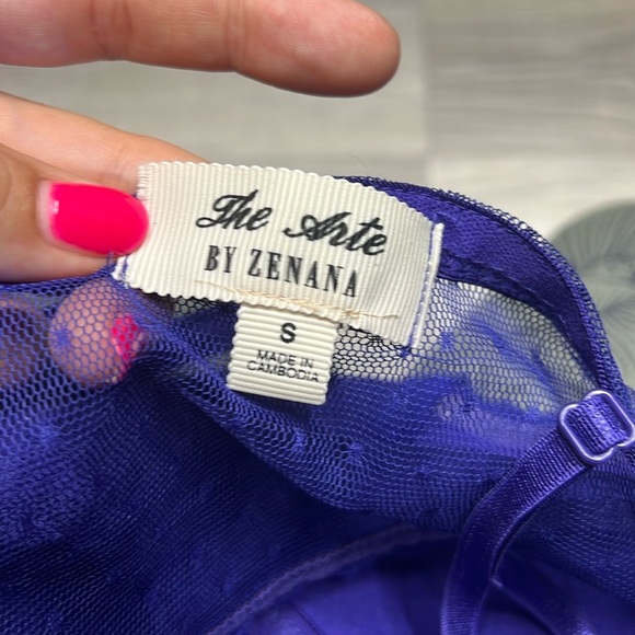 Zenana purple  lace bralette / crop top size small - Picture 2 of 7